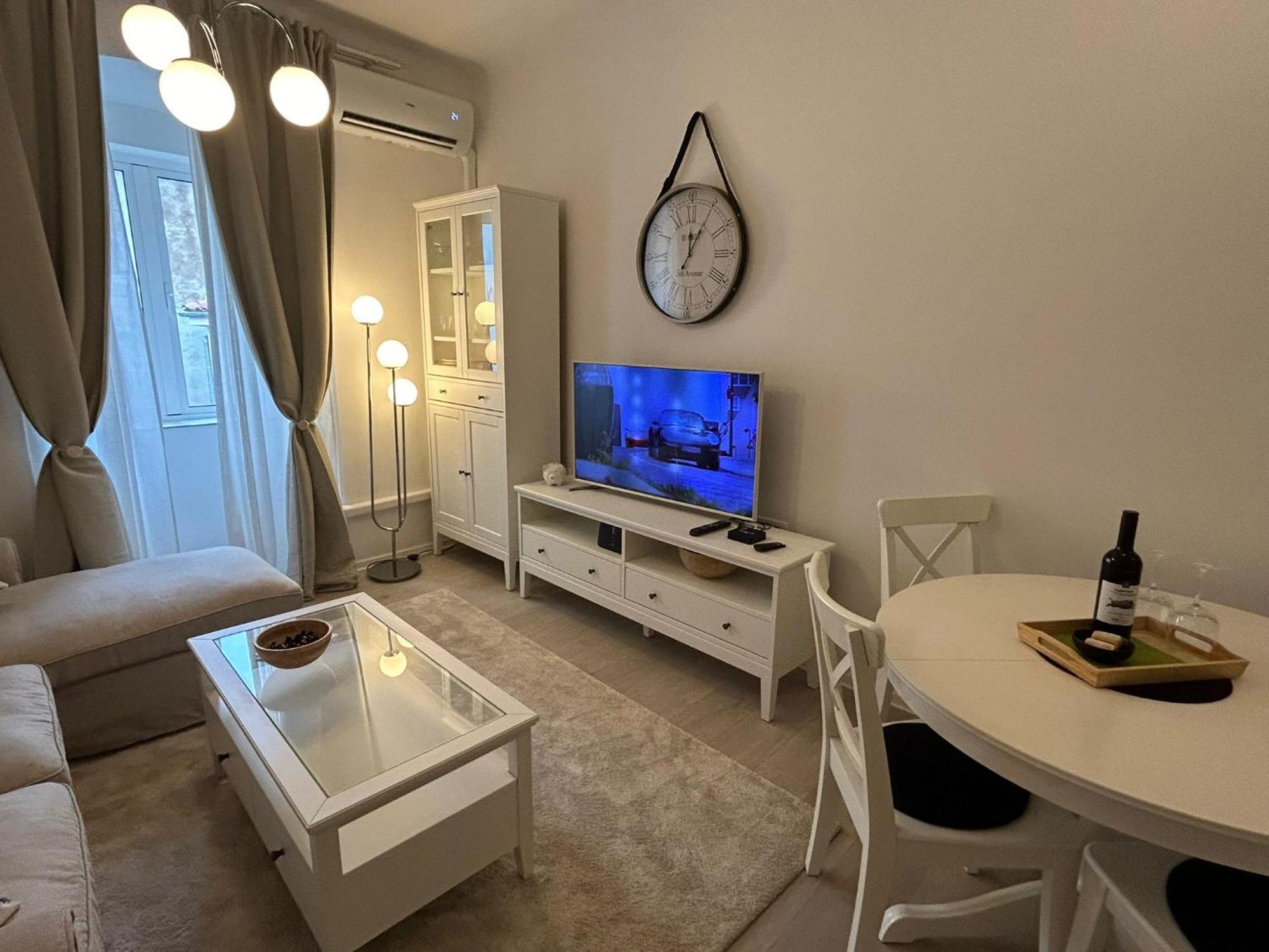 Lavanda Cres